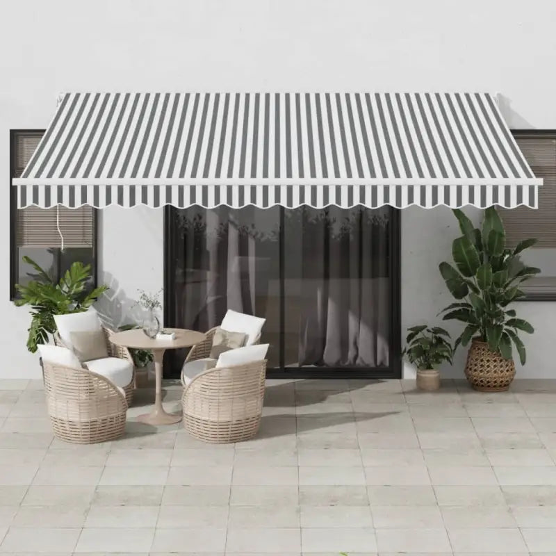Uittrekbare luifel in gepoedercoat aluminium voor je terras - Antraciet en wit / 4.5 x 3 m / 1 - Zonwering