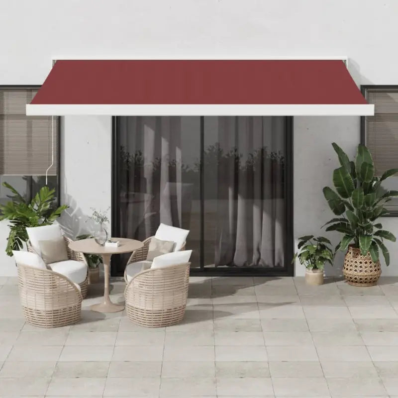 Uittrekbare luifel met aluminium frame voor koele tuinplekken - Bordeauxrood en wit / 450 x 300 cm / 1 - Zonwering