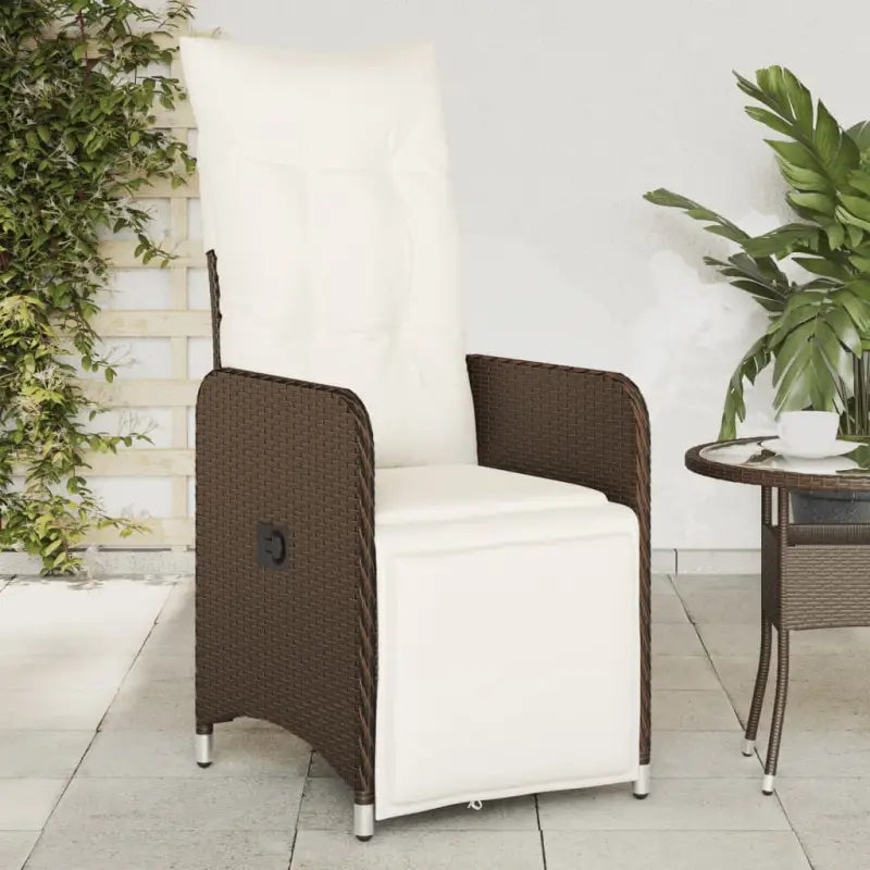 Verstelbare tuinstoel met poly rattan voor een comfortabele zitervaring - Bruin / 2 / Met voetensteun - Tuinstoelen
