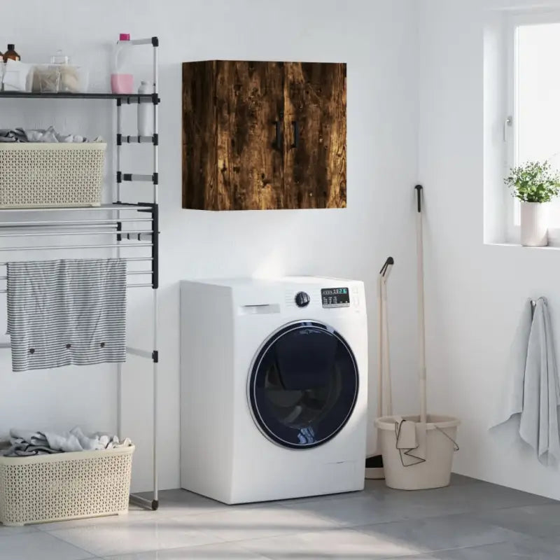 Wandkast van bewerkt hout voor een decoratief en praktisch interieur - Opbergkasten & lockerkasten