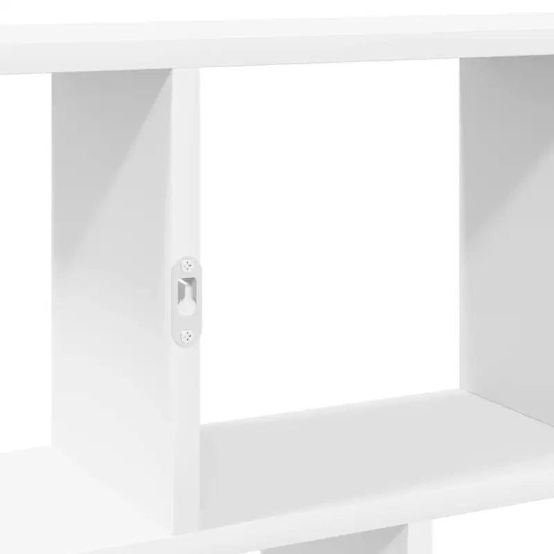 Wandplank van bewerkt hout voor decoratie en praktische opbergruimte - Wandplanken