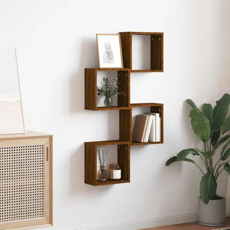 Wandplanken van bewerkt hout voor stijl en maximale binnenruimte - Wandplanken