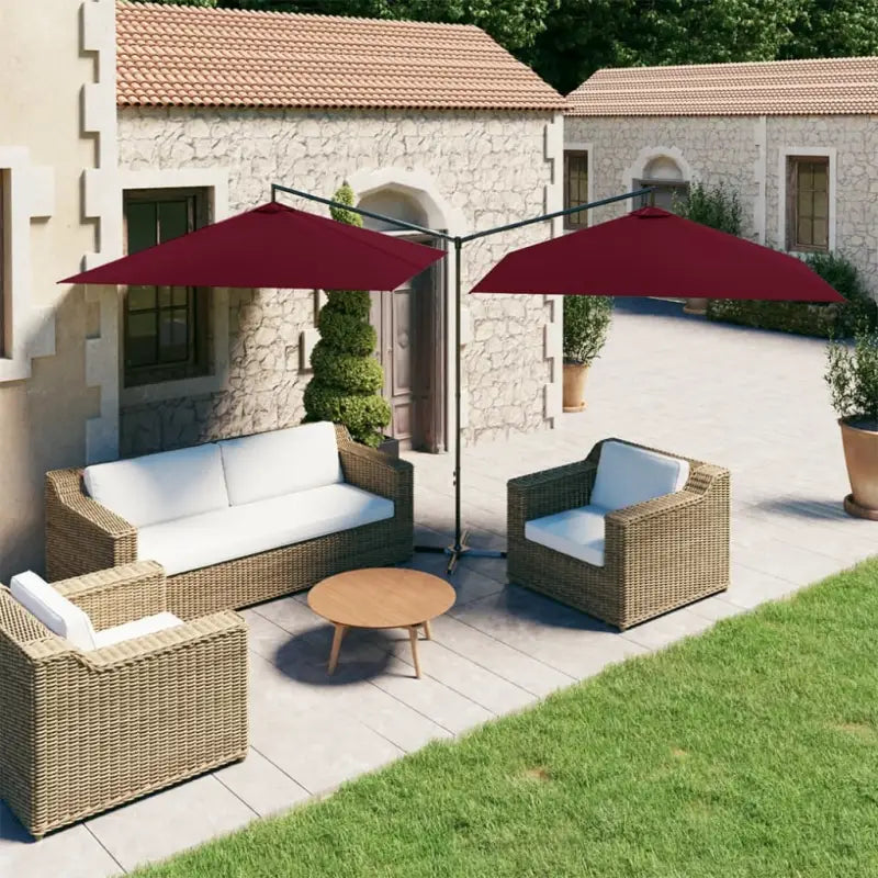 Zorg ervoor dat je schaduw hebt met een dubbele parasol met stevige stalen paal - Bordeauxrood / 1 - Parasols